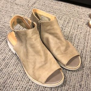 Ladies Open toe sandals/booties